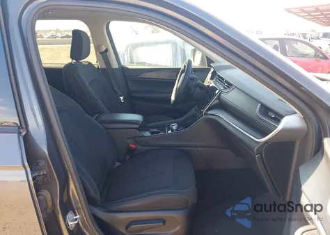 2024 Jeep Grand Cherokee Laredo 4X2 from USA, damaged, VIN 1C4RJGAG5RC707888